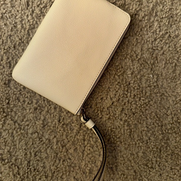 COACH Pac Man Wristlet Leather. Brand new w/out tags. Never used. - Picture 2 of 3